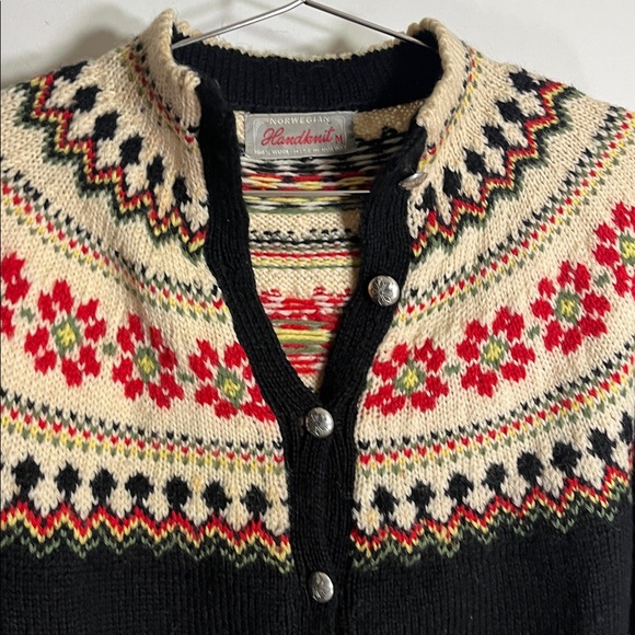 Norwegian Vintage Hand-knit Wool Cardigan - Picture 2 of 9